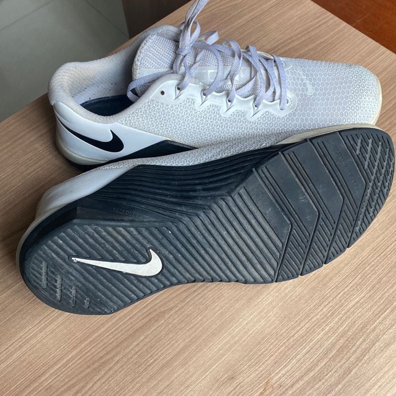 Nike metcon cheap white black