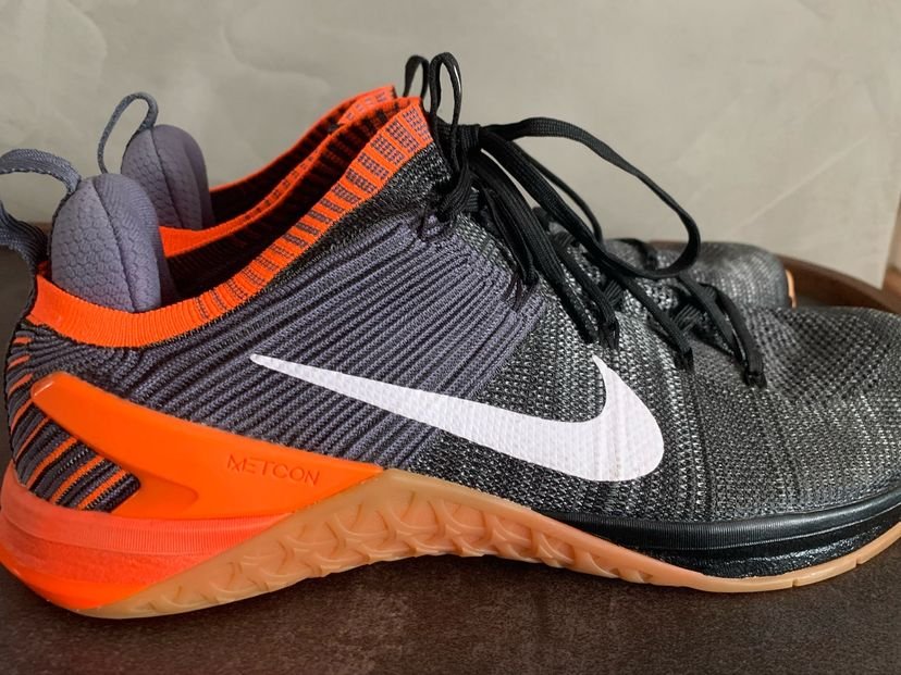 nike metcon 2 grey orange