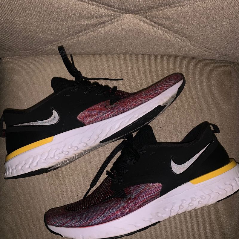 Nike odyssey react flyknit 2 black and hot sale gold