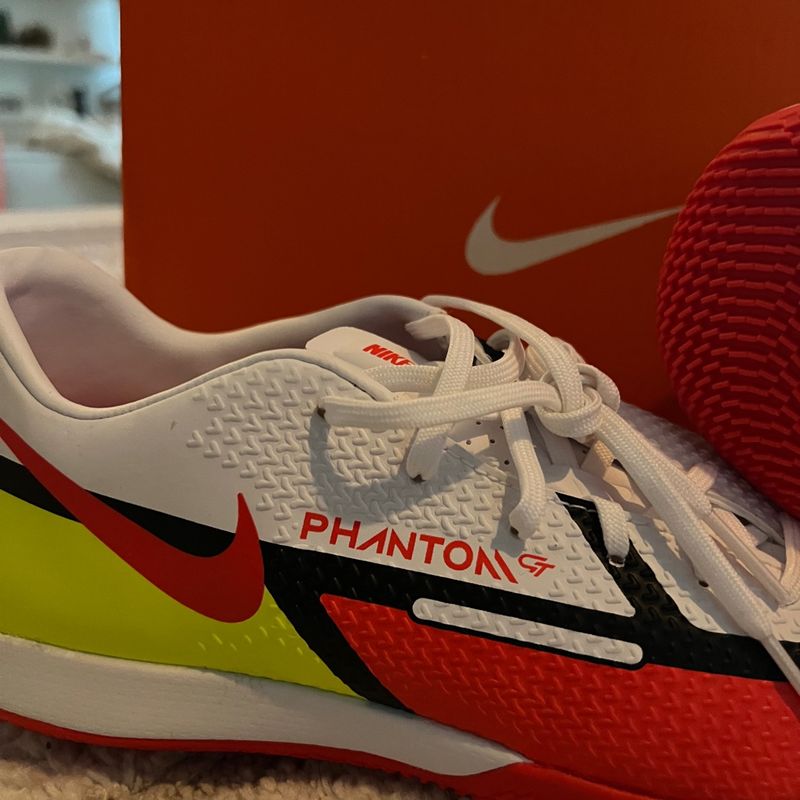 Nova store phantom futsal