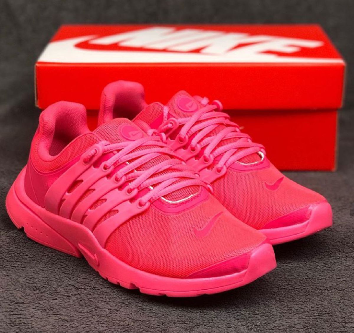 caixa de tenis da nike