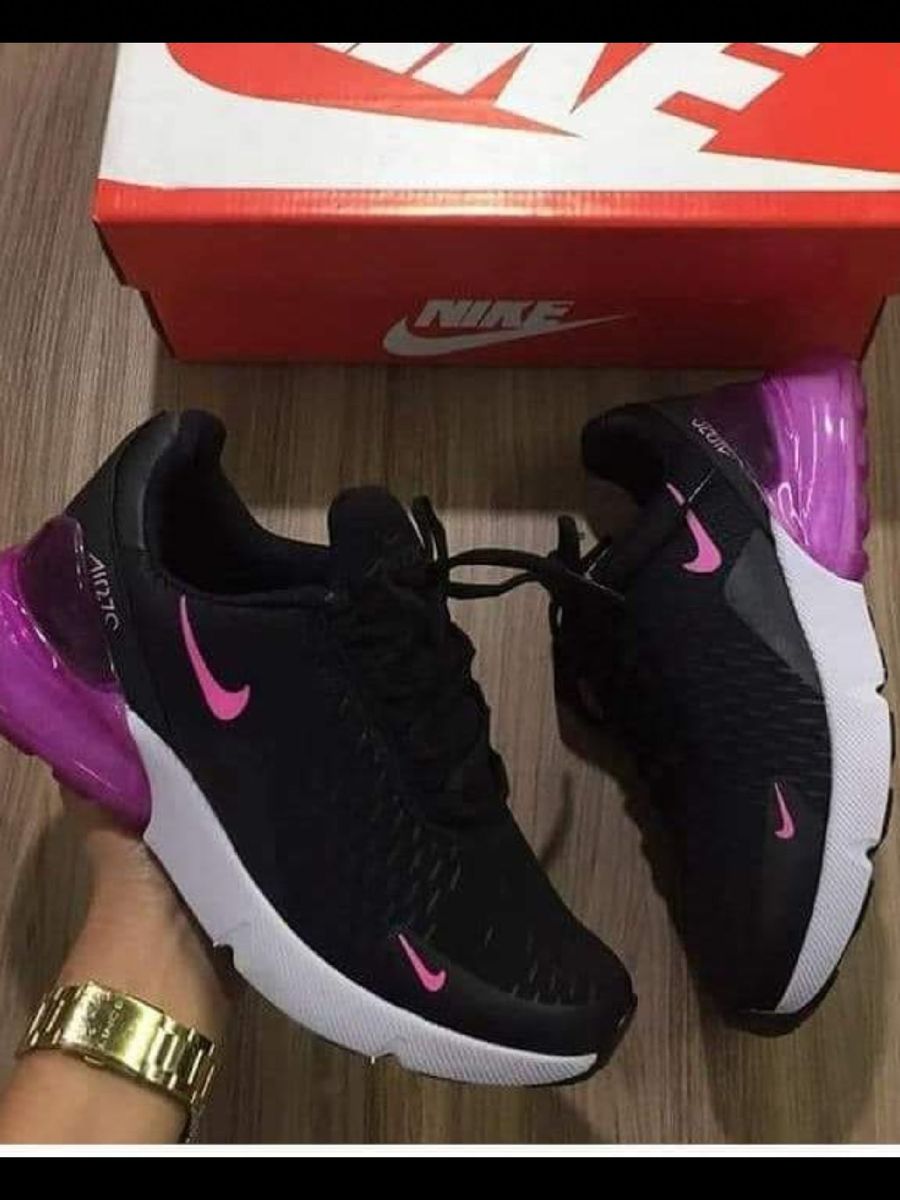 tênis nike preto com rosa