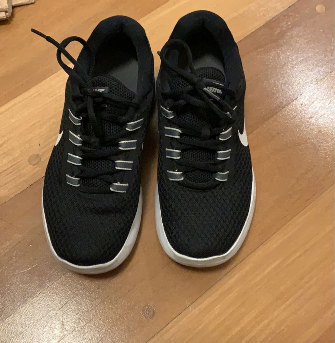 air max 90 preto com listra branca