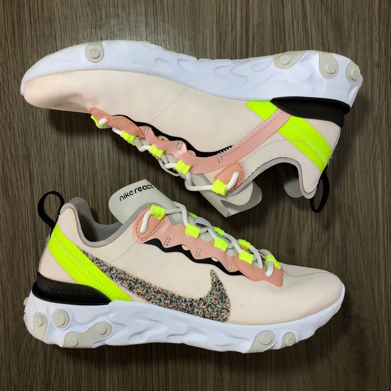 Nike react cheap pale pink