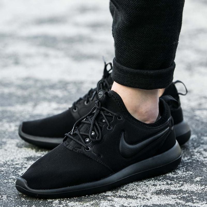 All nike hot sale roshe run