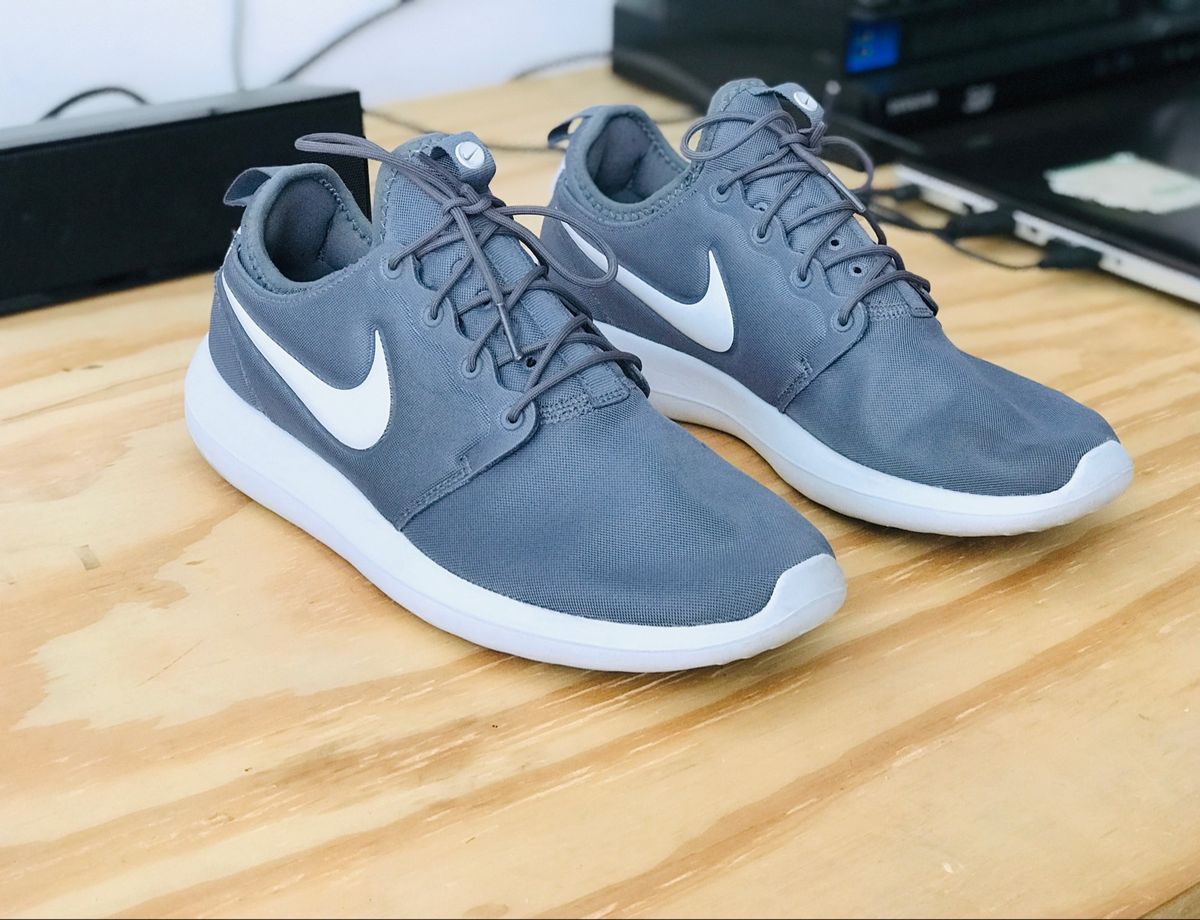 nike roshe two cinza