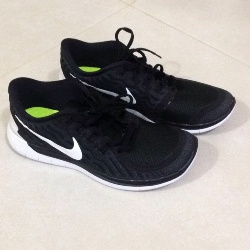 Nike running barefoot hot sale ride 5.0