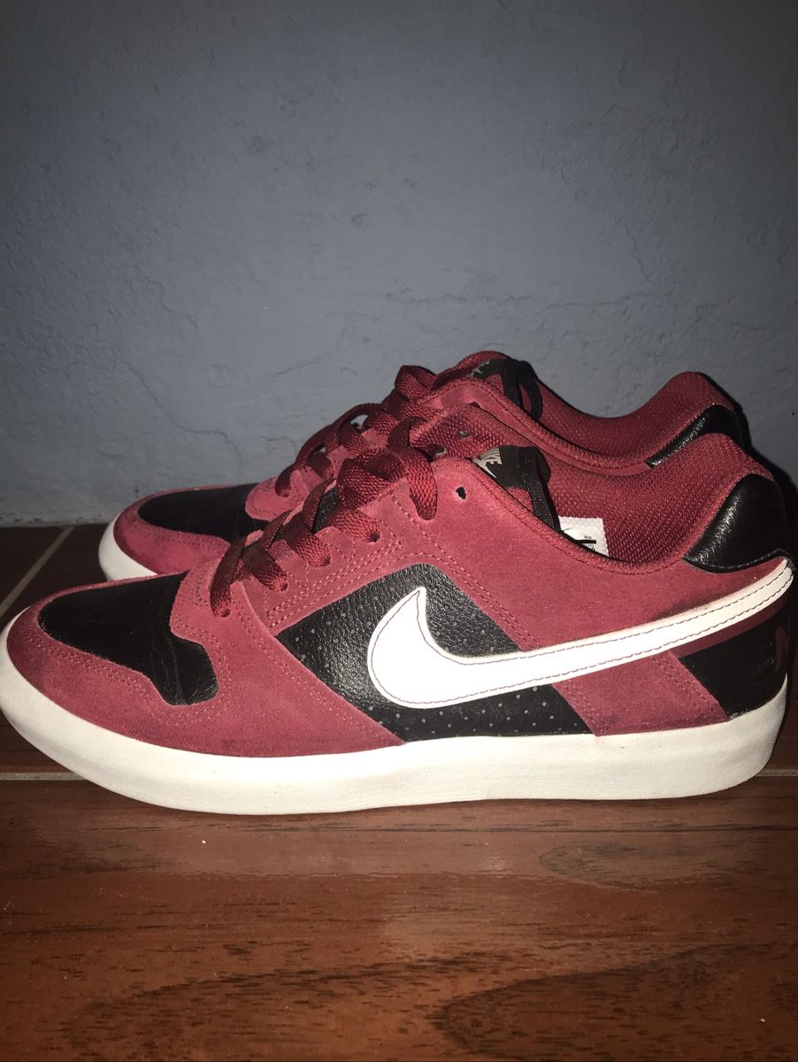 tênis nike sb delta force vulc feminino