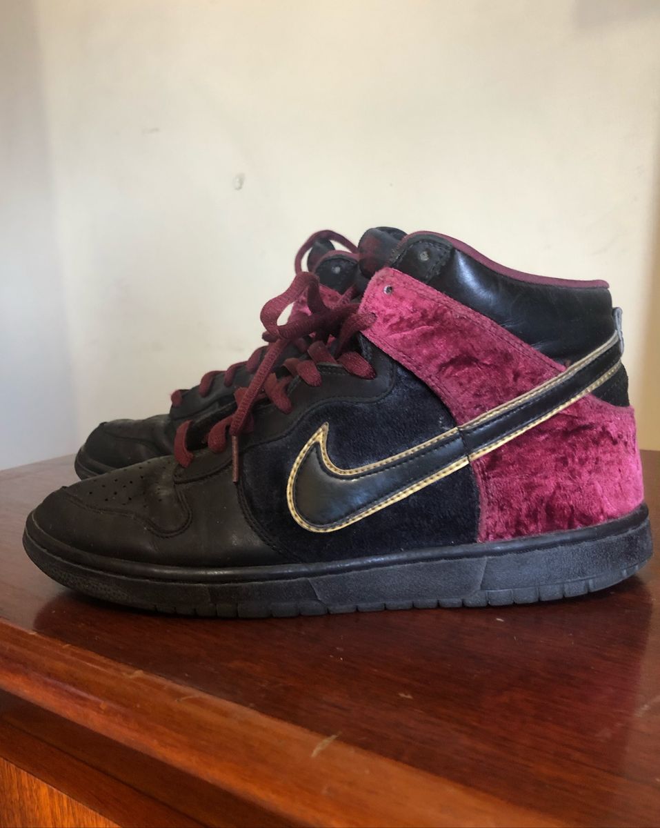 nike dunk bloody sunday