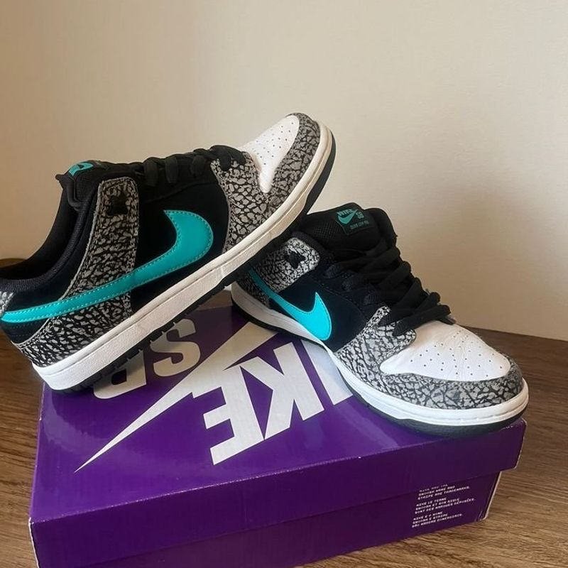 Nike sb dunk store elephant print