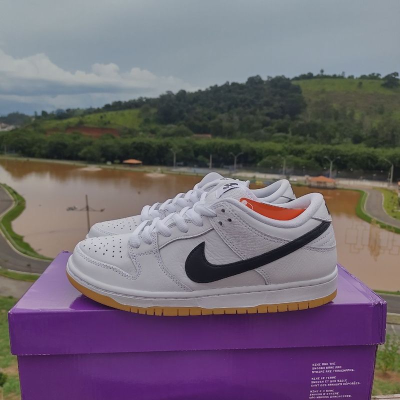 TÊNIS NIKE SB DUNK LOW PRO ISO WHITE GUM