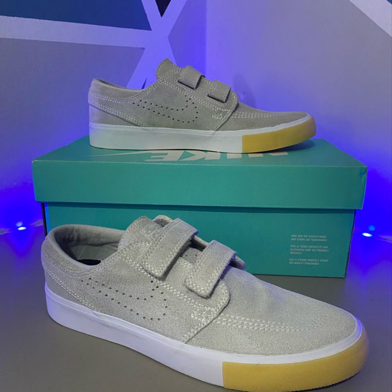 Janoski velcro deals