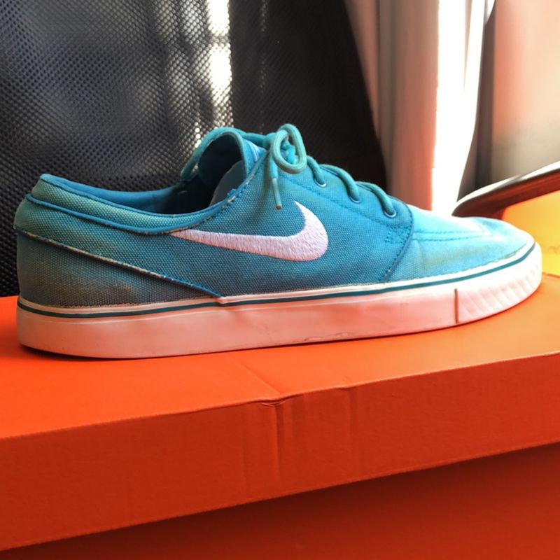 Stefan janoski store azul claro