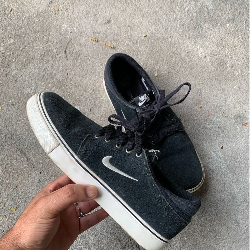 Nike sb team hotsell edition black