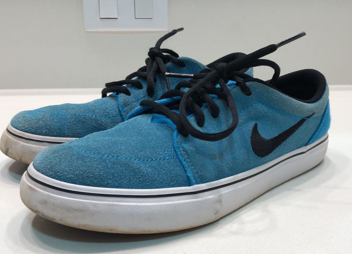 nike sb azul claro