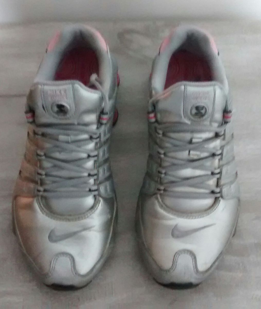 nike shox cinza feminino
