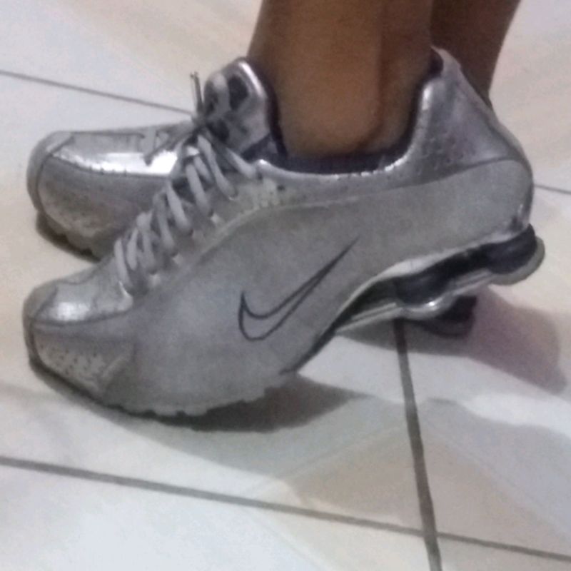 Nike store shox argento