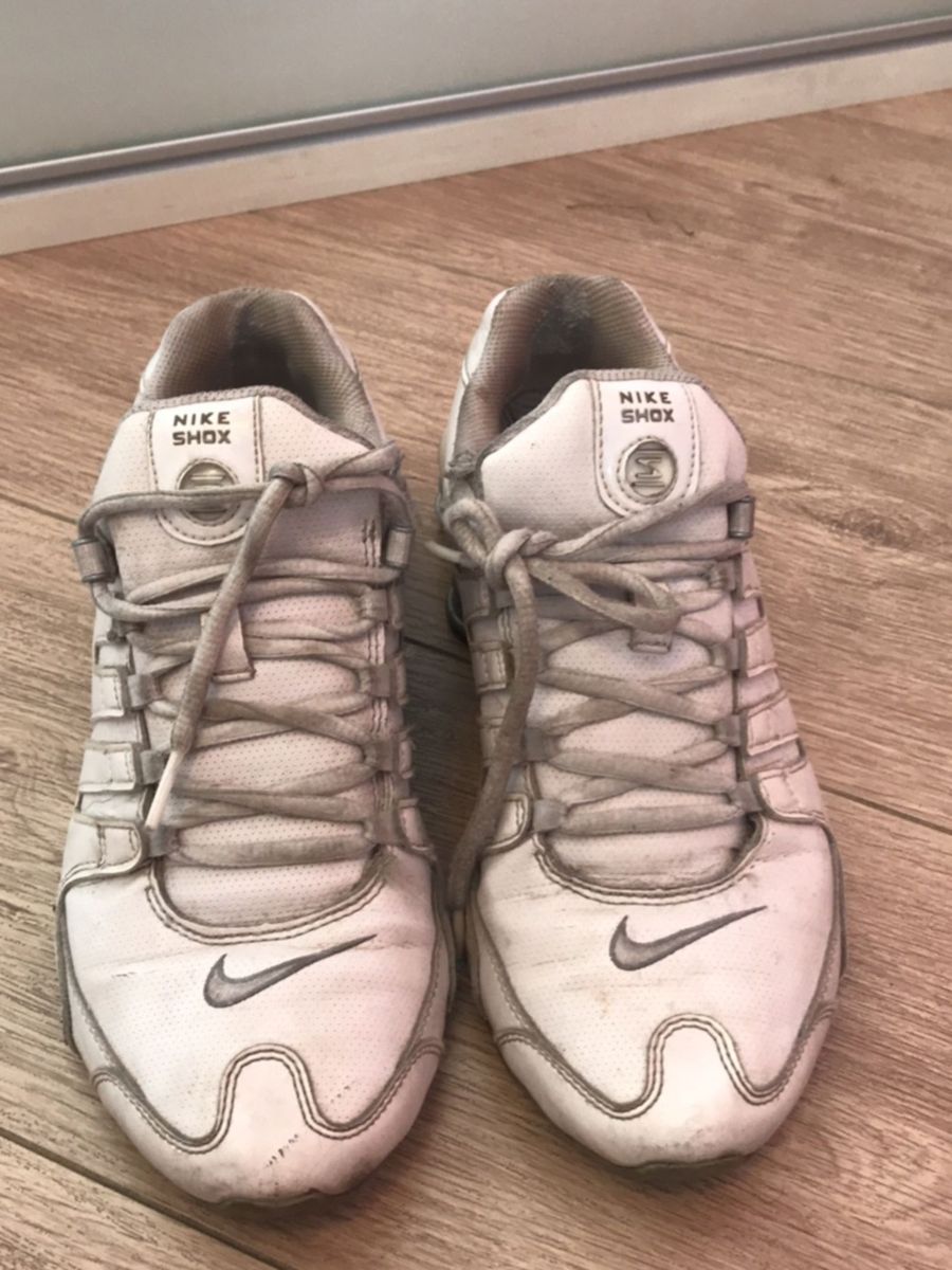 nike shox branco e prata