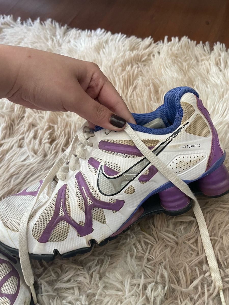 Nike shox junior roxo best sale