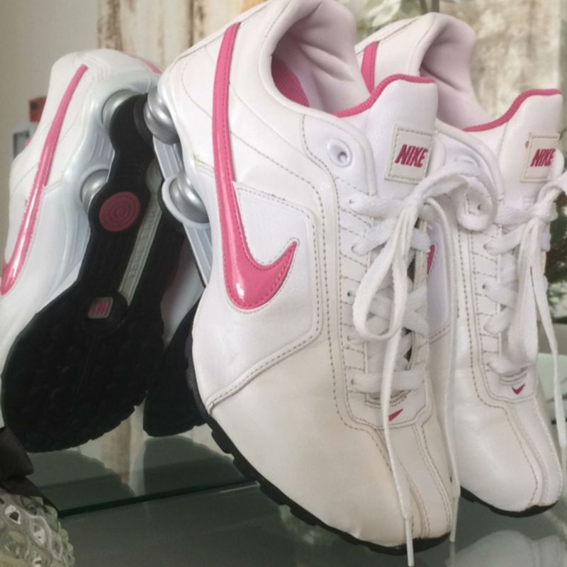 Nike shox junior hot sale branco e rosa