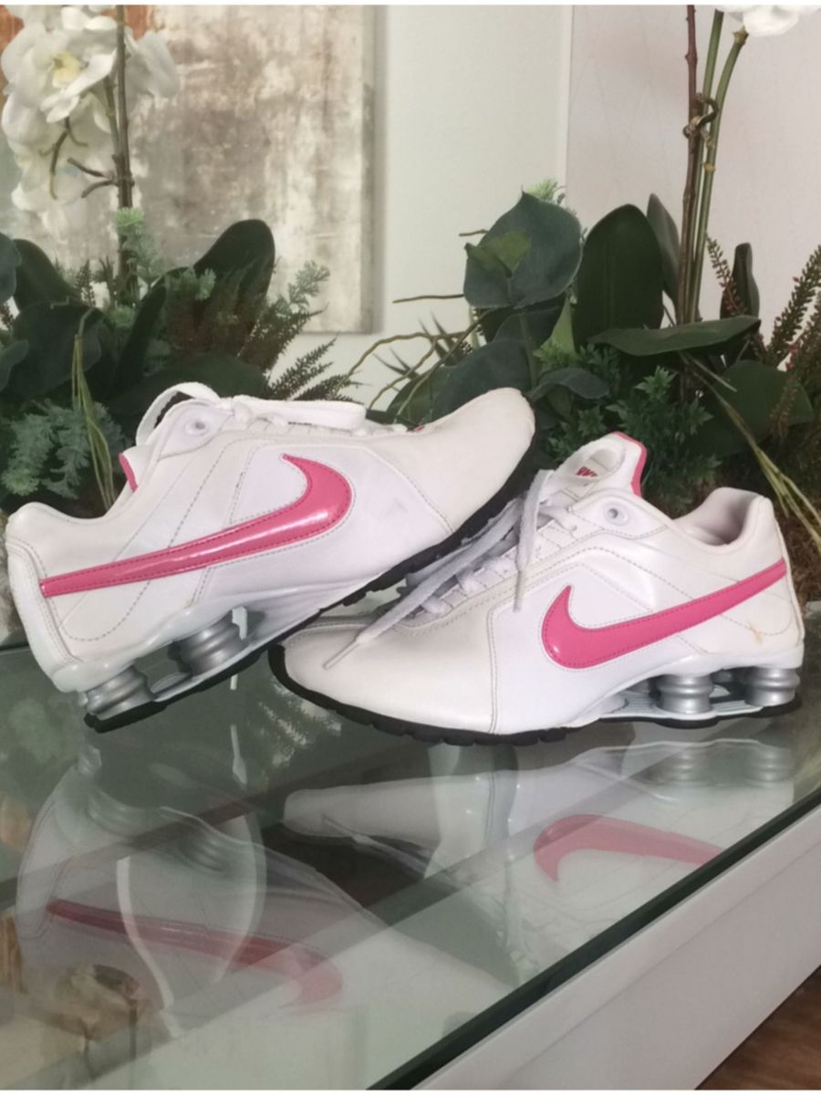 nike branco e rosa feminino