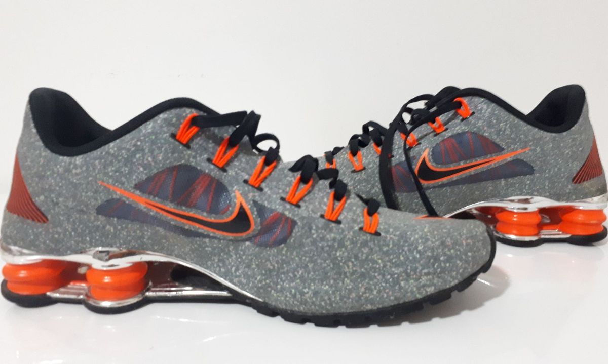 nike shox laranja e cinza