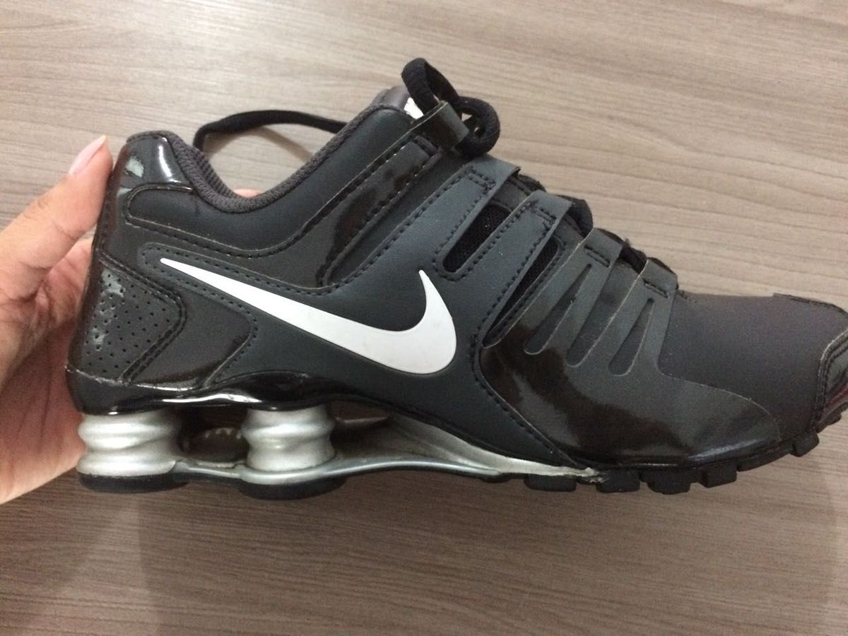 Nike shox current best sale