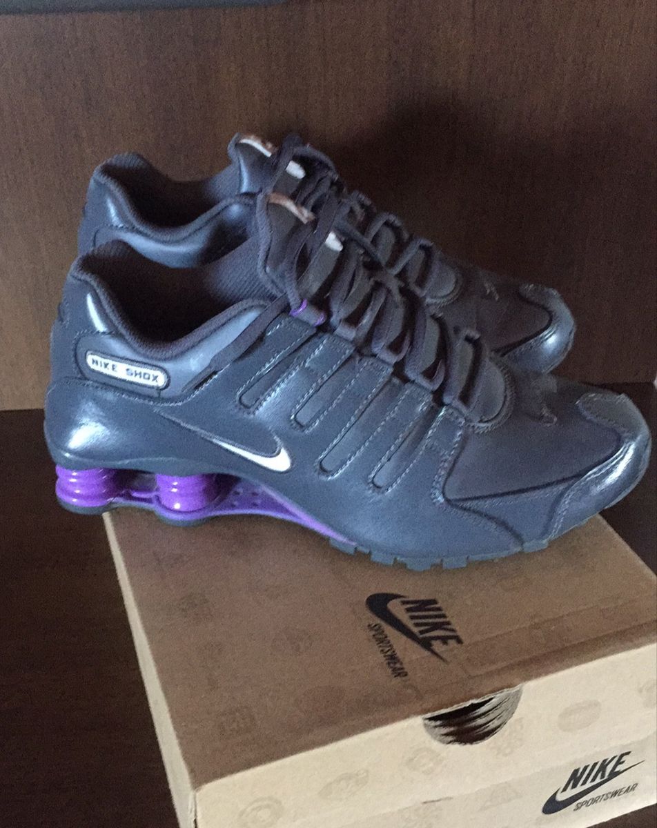 nike shox feminino cinza e roxo