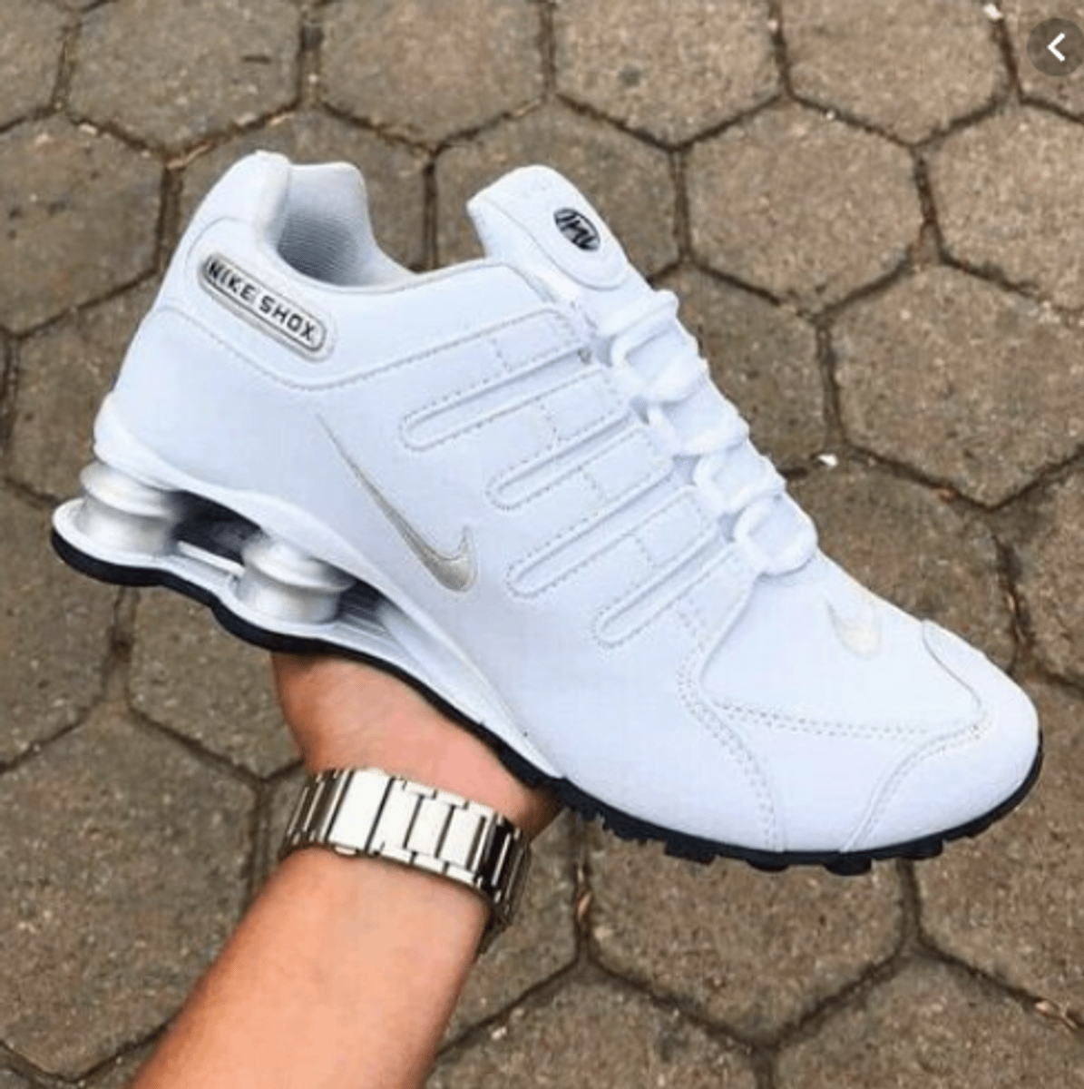 nike shox branco e prata