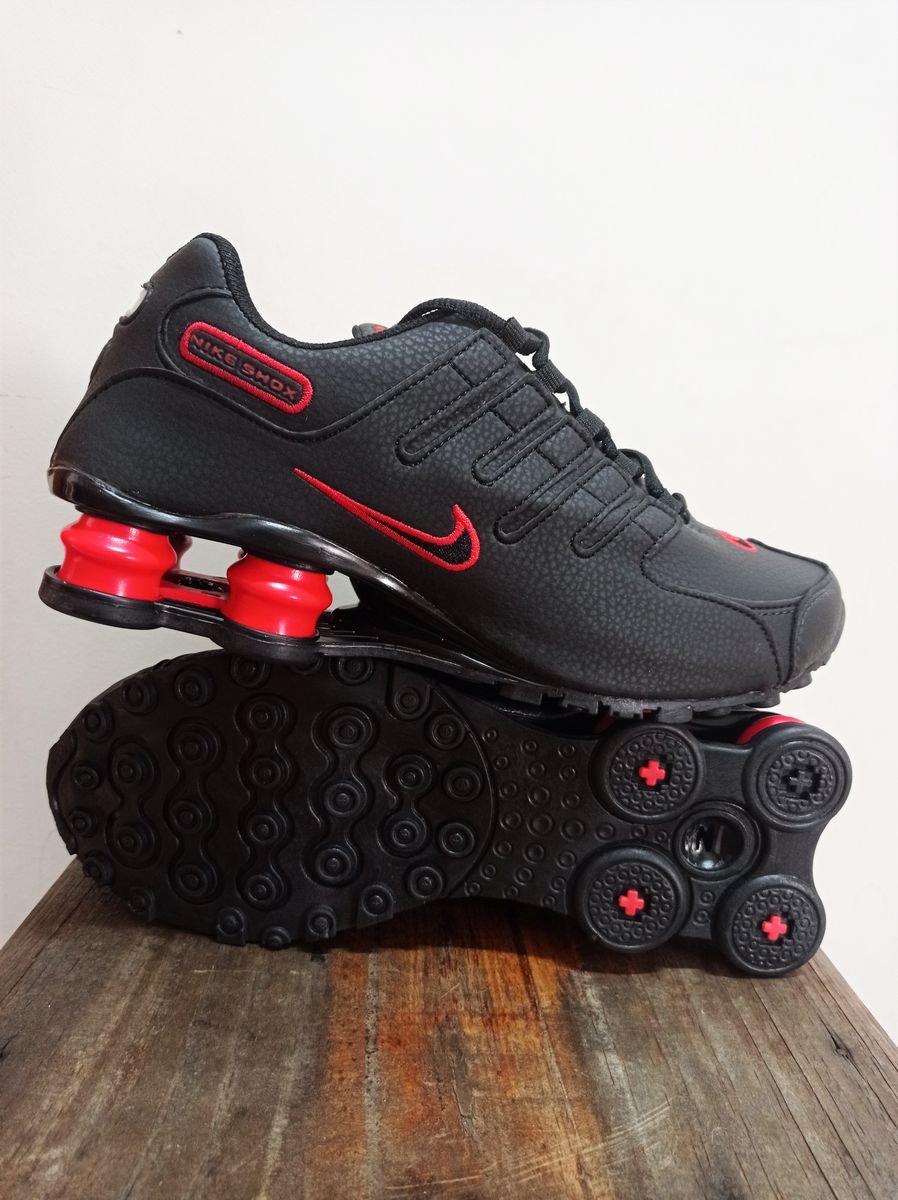 black nike shox for women