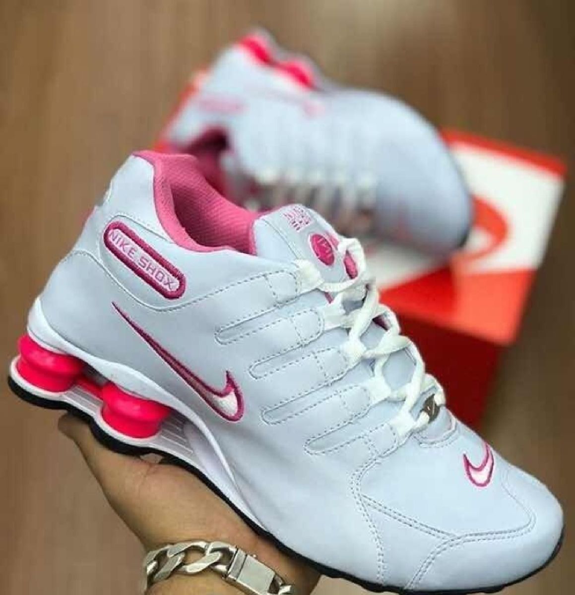 tênis nike shox rosa