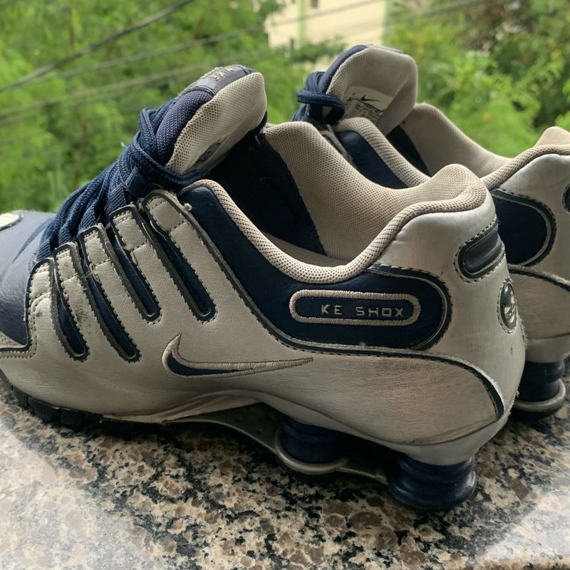 Nike shox nz prata e hot sale azul marinho