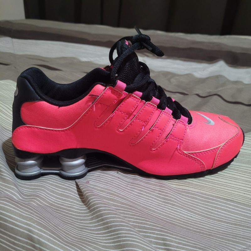 Nike shox cheap pink