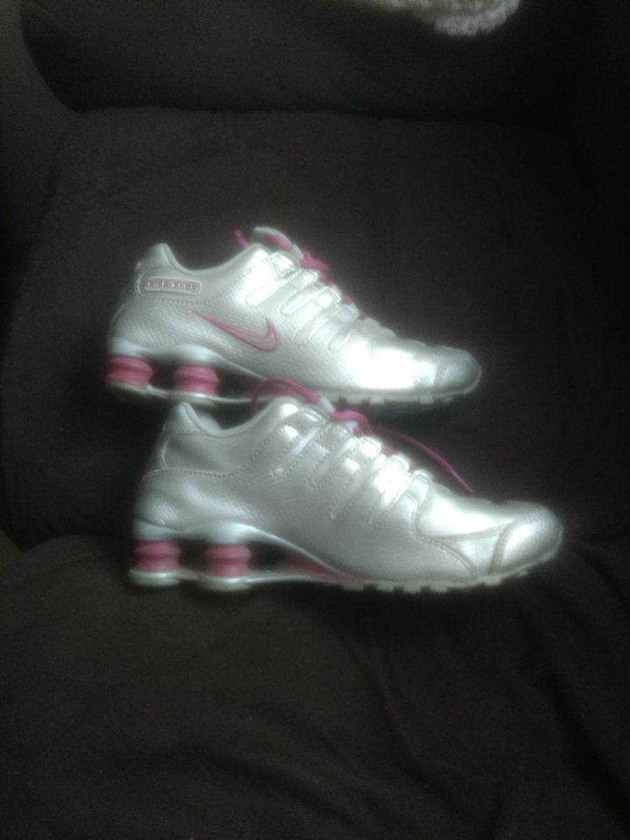 nike shox pink