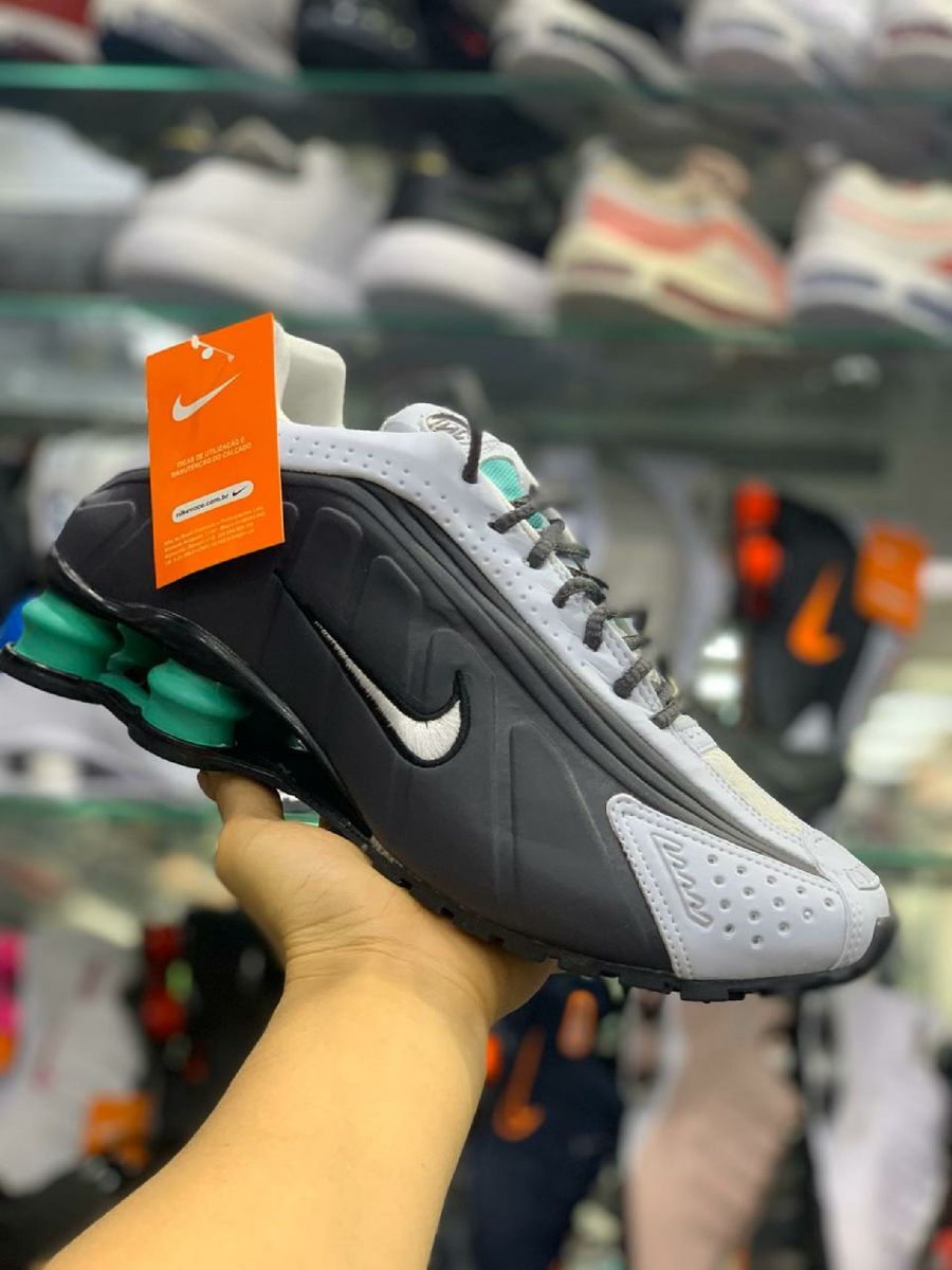 nike shox cinza e verde agua