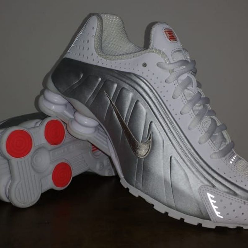 Nike shox cheap r4 femme 2018