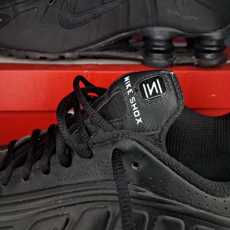 Nike Shox R4 Triple Black | Nike Usado 107494927 | enjoei