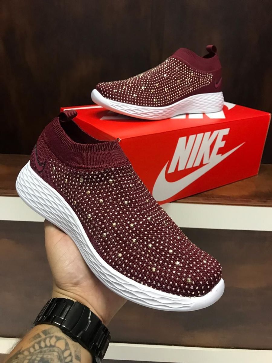 tenis tipo meia feminino nike