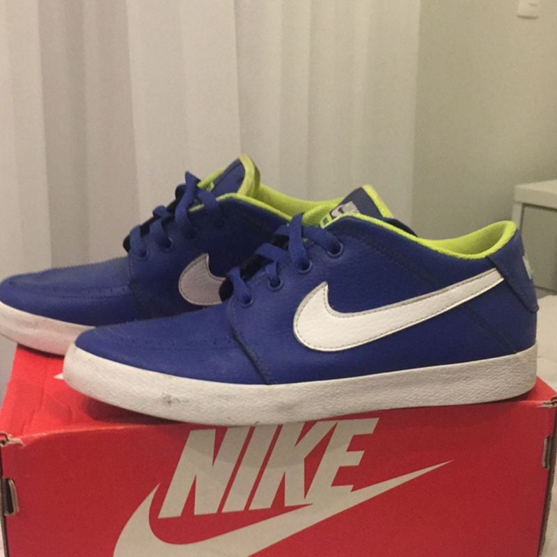 Nike cheap suketo sneakers