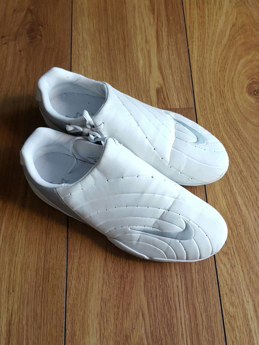 sapatilha esportiva masculina