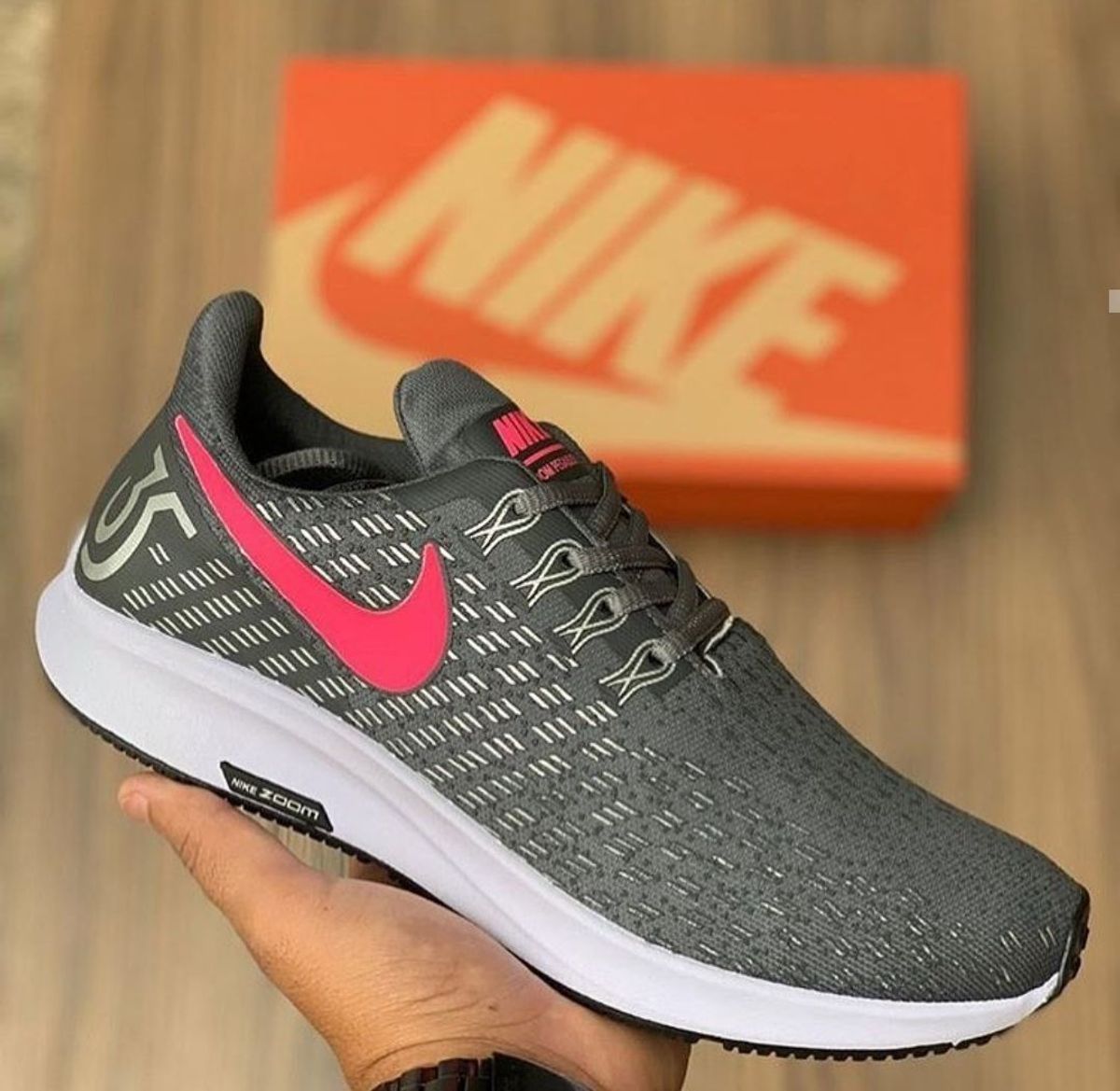 nike zoom cinza