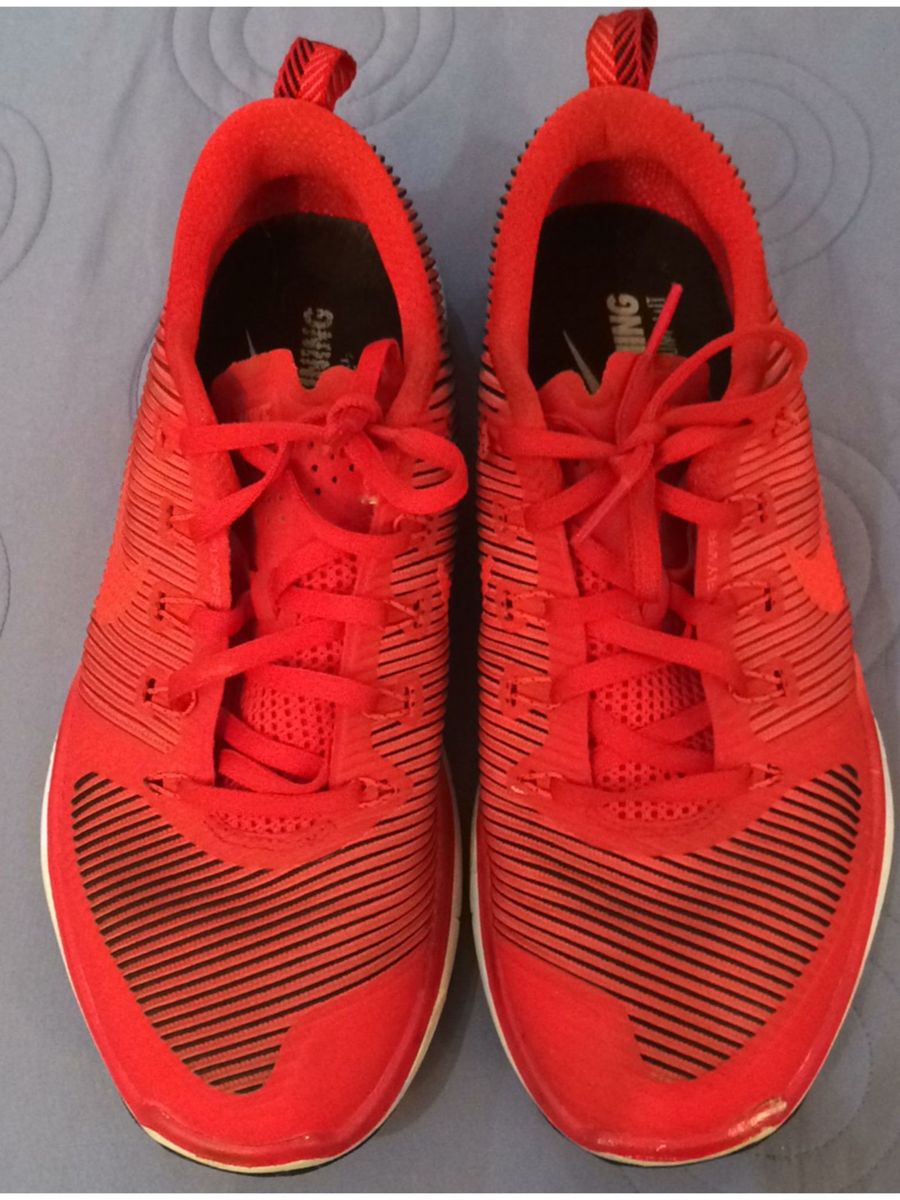 tenis nike training vermelho