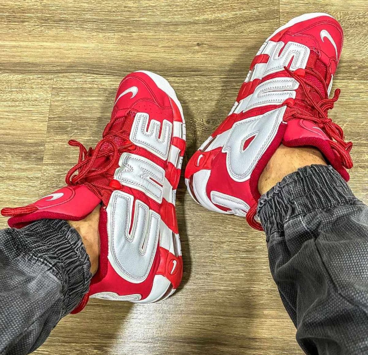 tenis nike uptempo supreme