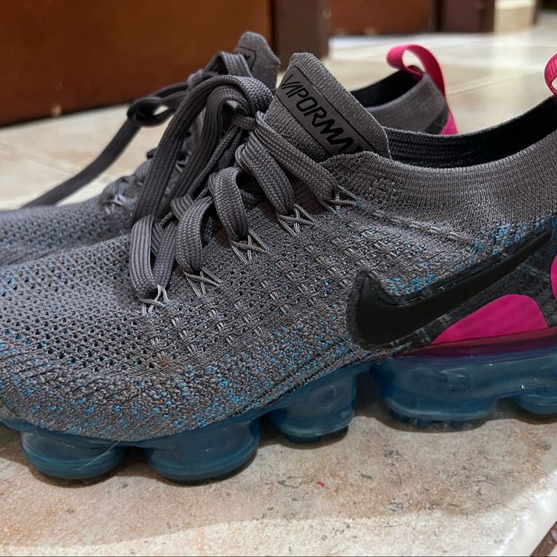 Shoe Vapormax Cinza E Rosa Nike Vapormax 36 Feminino Cinza Azul E
