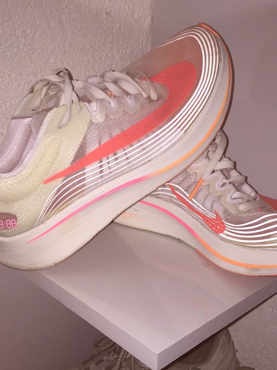 tenis nike rosa transparente