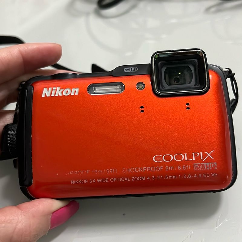 Nikon Coolpix Aw120 Impermeável Câmera Digital Wi-Fi Gps Full Hd