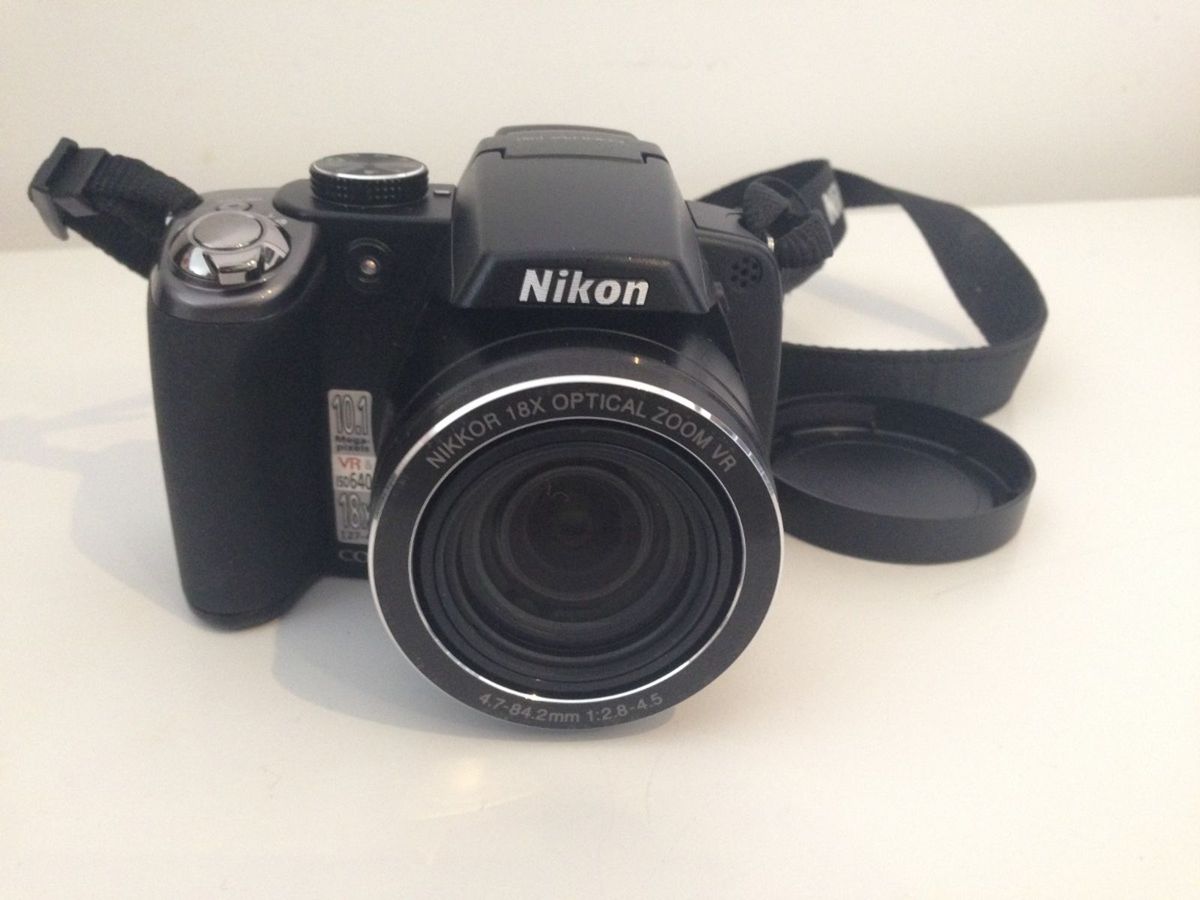 Nikon Coolpix P80 Camera Semiprofissional 10.1 Megapixels Máquina
