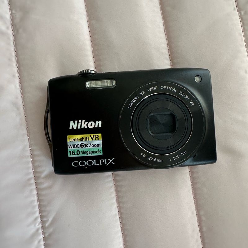 Nikon Coolpix S3300 Preta 16mp | Nikon Usado 108639097 | enjoei