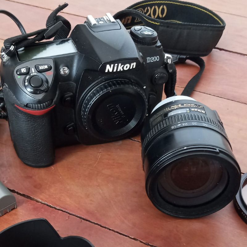 nikon d 200