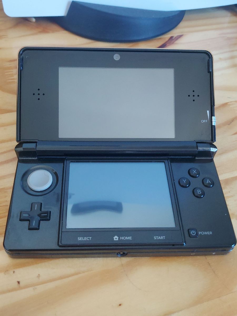Nintendo 3ds Desbloqueado + Pokémon Y Console de Videogame Nintendo